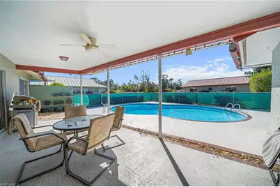 2172 Lochmoor Cir, North Fort Myers, FL 33903 - Photo 5