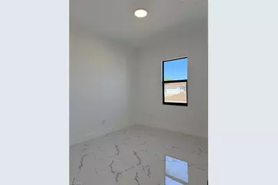 3903 17th St SW, Lehigh Acres, FL 33976 - Photo 11