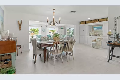 4528 SE 1st Pl, Cape Coral, FL 33904 - Photo 9