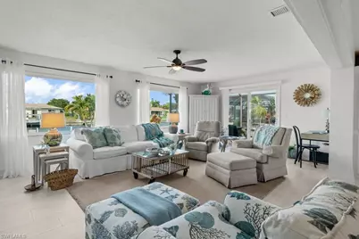 4528 SE 1st Pl, Cape Coral, FL 33904 - Photo 7