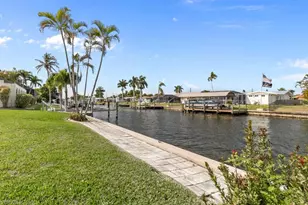 4528 SE 1st Pl, Cape Coral, FL 33904 - Photo 37