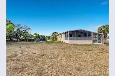 2425 Case Ln, North Fort Myers, FL 33917 - Photo 39