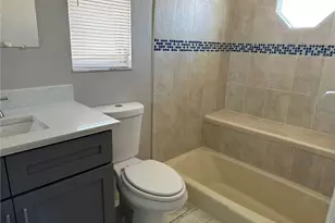 214 SE 7th St, Cape Coral, FL 33990 - Photo 17