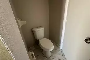 214 SE 7th St, Cape Coral, FL 33990 - Photo 11