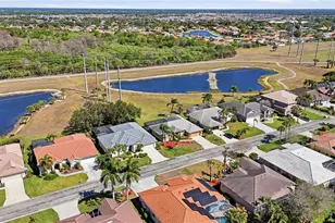 12796 Vista Pine Cir, Fort Myers, FL 33913 - Photo 7