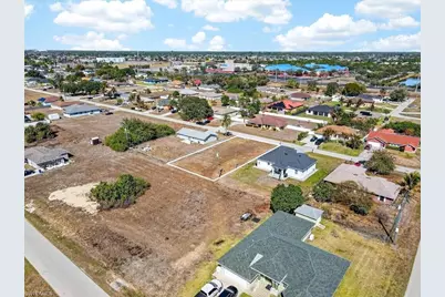 4505 6th St W, Lehigh Acres, FL 33971 - Photo 9