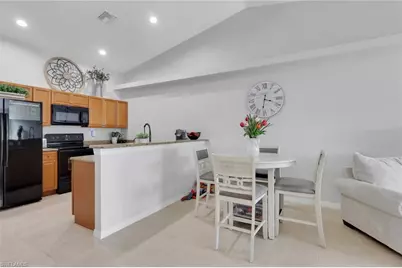 702/704 SE 6th Ter, Cape Coral, FL 33990 - Photo 5