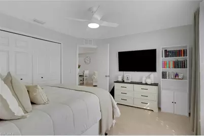 702/704 SE 6th Ter, Cape Coral, FL 33990 - Photo 13