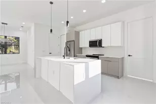 566 Eisenhower Blvd, Lehigh Acres, FL 33974 - Photo 11