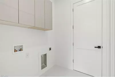 566 Eisenhower Blvd, Lehigh Acres, FL 33974 - Photo 27