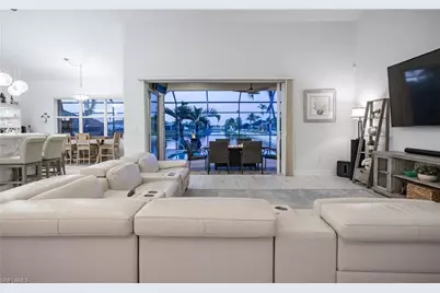 1505 SE 4th St, Cape Coral, FL 33990 - Photo 5