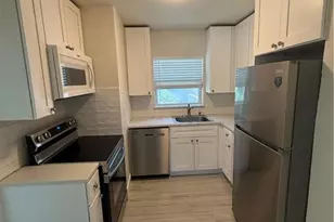 206 Peace Island Dr, Punta Gorda, FL 33950 - Photo 9