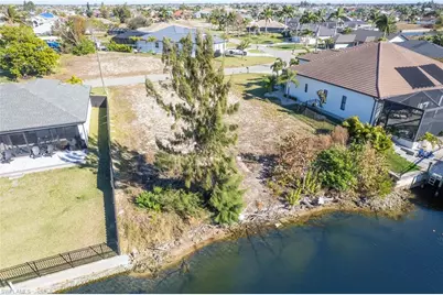 220 NW 39th Ave, Cape Coral, FL 33993 - Photo 5