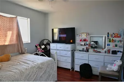 1809/1811 SW Santa Barbara Pl, Cape Coral, FL 33991 - Photo 11