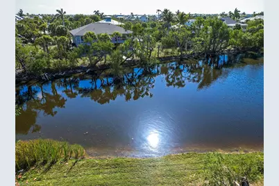 1016 Fish Crow Rd, Sanibel, FL 33957 - Photo 3