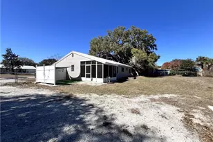 4040 S Edgewater Cir, Labelle, FL 33935 - Photo 13