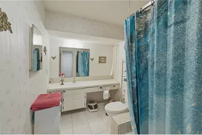908 SE 21st Ter, Cape Coral, FL 33990 - Photo 17