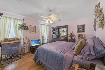 908 SE 21st Ter, Cape Coral, FL 33990 - Photo 15