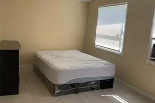 116 Lucille Ave, Fort Myers, FL 33916 - Photo 3