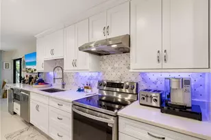 7337 Lake Dr, Fort Myers, FL 33908 - Photo 9