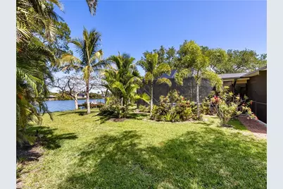 7337 Lake Dr, Fort Myers, FL 33908 - Photo 41