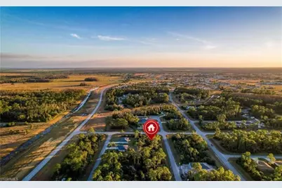 8056 Rolling Cir, Labelle, FL 33935 - Photo 3