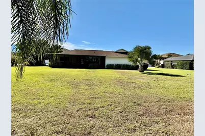 19993 Lake Vista Cir N, Lehigh Acres, FL 33936 - Photo 37