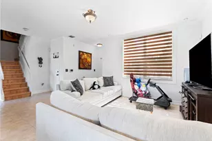 15111 NW 8th St, Pembroke Pines, FL 33028 - Photo 17