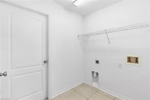 2236 SE 11th Pl, Cape Coral, FL 33990 - Photo 7