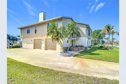 24313 Pirate Harbor Blvd, Punta Gorda, FL 33955 - Photo 3