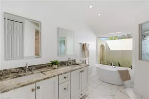 828 SW 52nd St, Cape Coral, FL 33914 - Photo 15