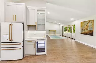 6840 Hendry Creek Dr, Fort Myers, FL 33908 - Photo 7