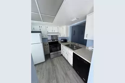 4520 SW 8th Pl #4, Cape Coral, FL 33914 - Photo 15