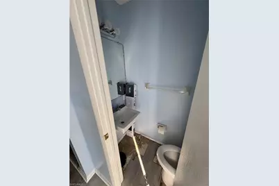 4520 SW 8th Pl #4, Cape Coral, FL 33914 - Photo 13