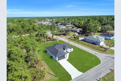 2700 42nd St W, Lehigh Acres, FL 33971 - Photo 5