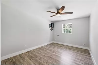 137 Dow Ln, North Fort Myers, FL 33917 - Photo 23