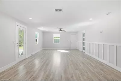 137 Dow Ln, North Fort Myers, FL 33917 - Photo 7