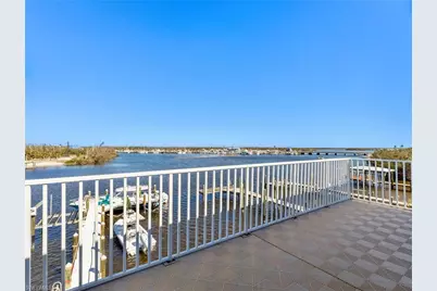 921 Prescott St, Fort Myers Beach, FL 33931 - Photo 25