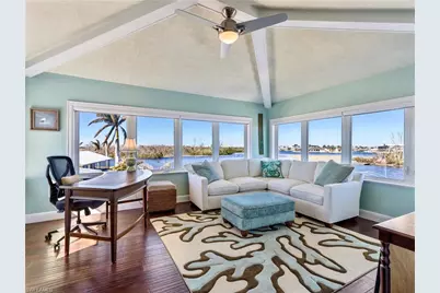 921 Prescott St, Fort Myers Beach, FL 33931 - Photo 29