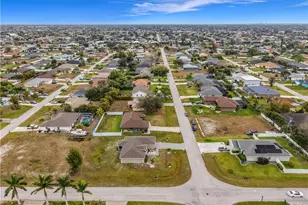 1319 SW 34th Terrace, Cape Coral, FL 33914 - Photo 23