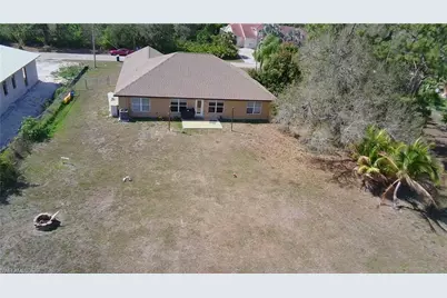 506 Desoto Ave, Lehigh Acres, FL 33972 - Photo 9