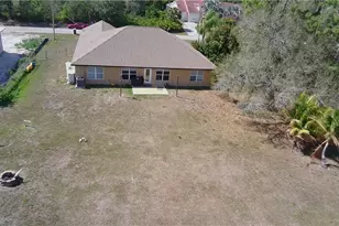 506 Desoto Ave, Lehigh Acres, FL 33972 - Photo 9