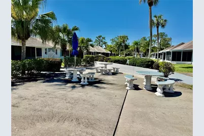 318 Joel Blvd, Lehigh Acres, FL 33936 - Photo 5