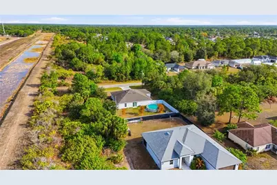 3319 40th St W, Lehigh Acres, FL 33971 - Photo 43