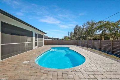 2200 NE 9th Ave, Cape Coral, FL 33909 - Photo 19