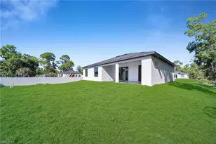 2913 14th St W, Lehigh Acres, FL 33971 - Photo 31