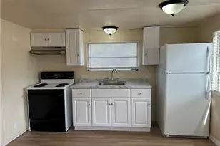 2207 Cantor Ln, North Fort Myers, FL 33917 - Photo 3