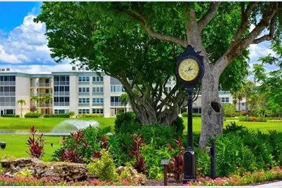 1724 Pine Valley Dr #308, Fort Myers, FL 33907 - Photo 25