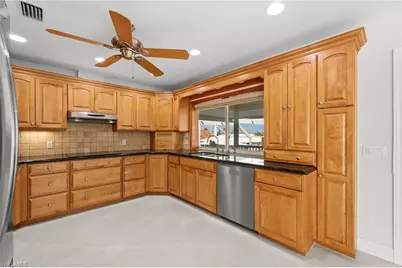 2193 Macadamia St, Saint James City, FL 33956 - Photo 13