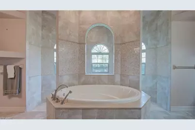 7350 Green Acre Ln, Fort Myers, FL 33912 - Photo 19